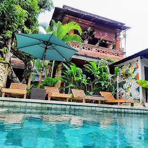 mandia-bungalows.ubudhotelsnow.com/